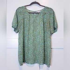 CAbi Blouse Womens Size Medium Oversized Loose Pullover Pebbled Print Green